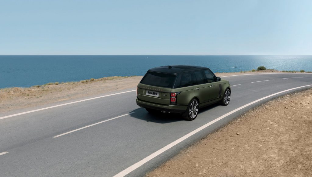 Land Rover выпускает специальные версии эксклюзивного Range Rover