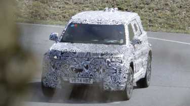 Land Rover Defender Sport 2026: электрический наследник Freelander выходит на тесты
